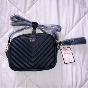 Brand new VS bag 🖤 ❗️ON HOLD❗️